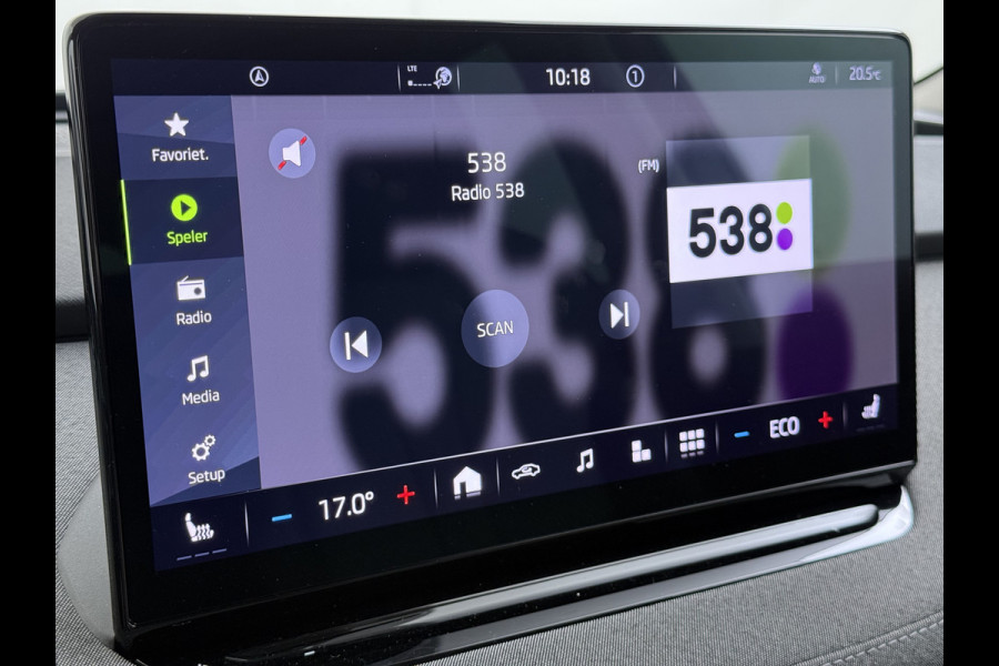 Škoda ENYAQ iV 60 SOH 91% Warmtepomp Adap.Cruise Stuur+Stoelverwarming Camera 3-Zone Ecc Navi Apple Carplay Android Auto Keyless Advanced Pdc Lane Assist Dodehoek Assist Lmv 19" Bluetooth DAB Virtual Cockpit Verkeersbord Detectie 1e Eigenaar Origineel Nederlandse Auto Dealeronderhouden