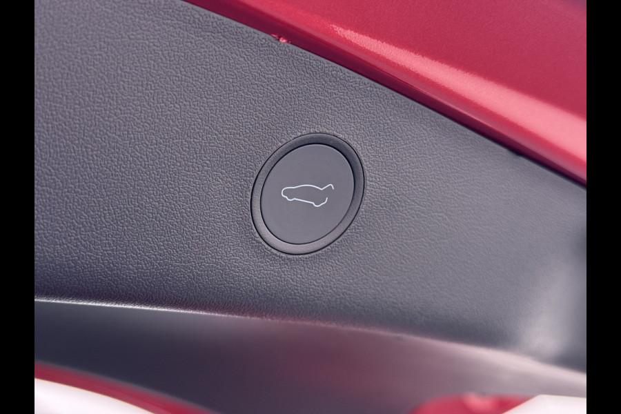 Tesla Model 3 Long Range AWD 75kWh Facelift Warmtepomp Elek.Achterklep Draadloze Tel.lader Leder Panoramadak Adap.Cruise Camera's Navi Ecc Sto Intel Atom® Lmv Lane Assist Dodehoekwaarschuwing Keyless Elek.Stoelen+Memory Google®-Maps Fabrieksgarantie op motor en accu tot 17-11-2028/192.000km