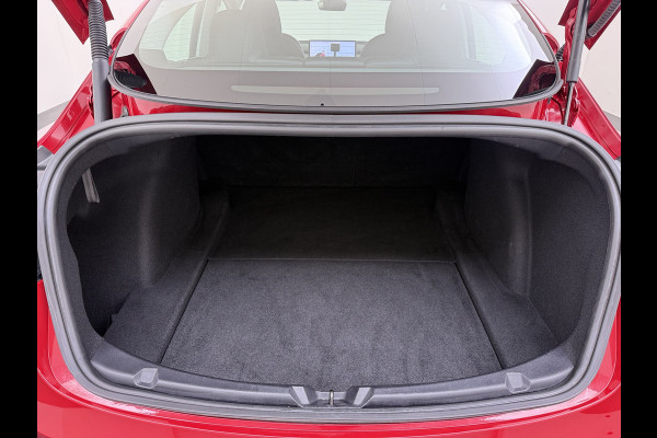 Tesla Model 3 Long Range AWD 75kWh Facelift Warmtepomp Elek.Achterklep Draadloze Tel.lader Leder Panoramadak Adap.Cruise Camera's Navi Ecc Sto Intel Atom® Lmv Lane Assist Dodehoekwaarschuwing Keyless Elek.Stoelen+Memory Google®-Maps Fabrieksgarantie op motor en accu tot 17-11-2028/192.000km