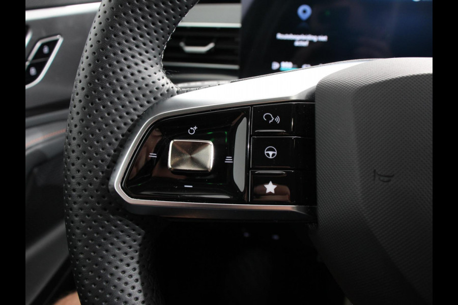 MG HS 1.5 PHEV Luxury Automaat Navigatie Apple Carplay/Android Auto Airco Cruise Control Lichtmetalen velgen Digitaal Dashboard