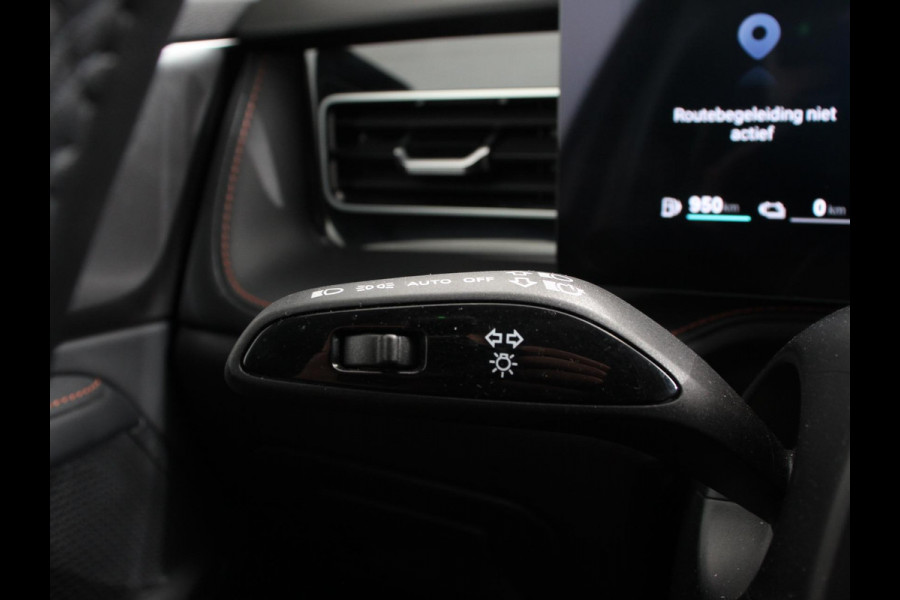 MG HS 1.5 PHEV Luxury Automaat Navigatie Apple Carplay/Android Auto Airco Cruise Control Lichtmetalen velgen Digitaal Dashboard