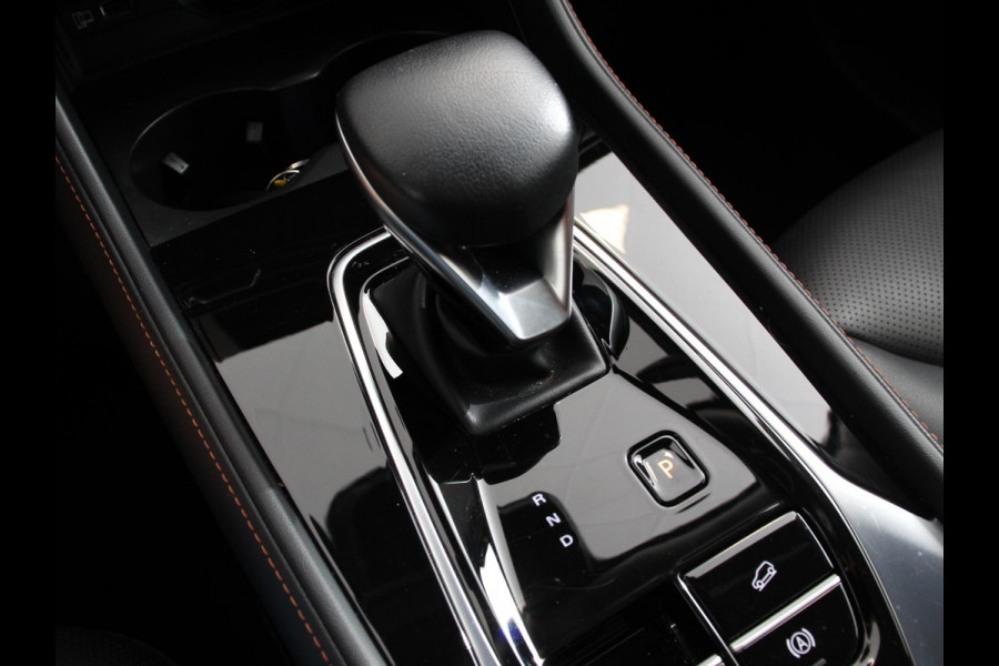 MG HS 1.5 PHEV Luxury Automaat Navigatie Apple Carplay/Android Auto Airco Cruise Control Lichtmetalen velgen Digitaal Dashboard