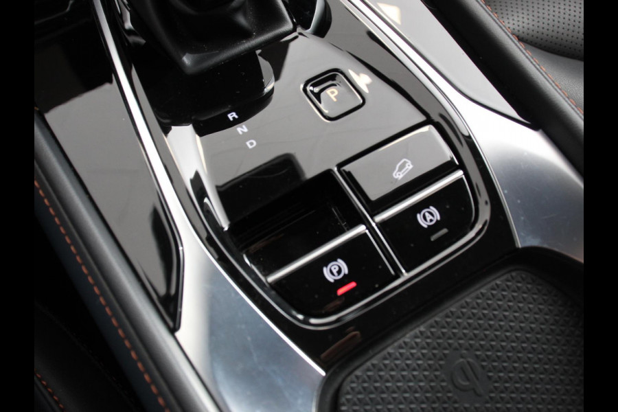 MG HS 1.5 PHEV Luxury Automaat Navigatie Apple Carplay/Android Auto Airco Cruise Control Lichtmetalen velgen Digitaal Dashboard