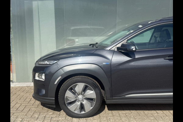 Hyundai Kona EV Premium 64 kWh 100% SOH SCHUIFDAK|TREKHAAK WARMTEPOMP