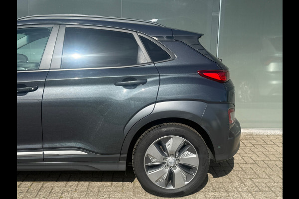 Hyundai Kona EV Premium 64 kWh 100% SOH SCHUIFDAK|TREKHAAK WARMTEPOMP