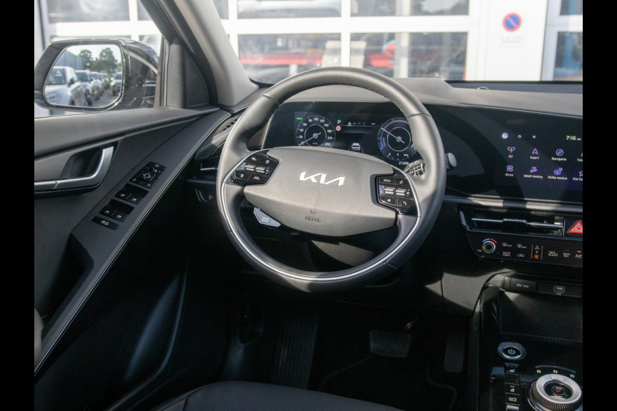 Kia Niro EV Plus 64.8 kWh l Stoel Stuurverwarming l Lederlook bekleding l SOH 99,1% l