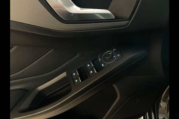 Ford FOCUS Wagon 1.0 EcoBoost Hybrid ST Line Style NW MODEL STUUR EN STOEL VERWARMING TREKHAAK CLIMA CRUISE APPLE CARPLAY