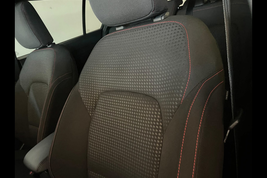 Ford FOCUS Wagon 1.0 EcoBoost Hybrid ST Line Style NW MODEL STUUR EN STOEL VERWARMING TREKHAAK CLIMA CRUISE APPLE CARPLAY