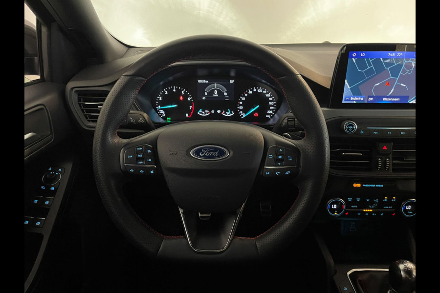 Ford FOCUS Wagon 1.0 EcoBoost Hybrid ST Line Style NW MODEL STUUR EN STOEL VERWARMING TREKHAAK CLIMA CRUISE APPLE CARPLAY
