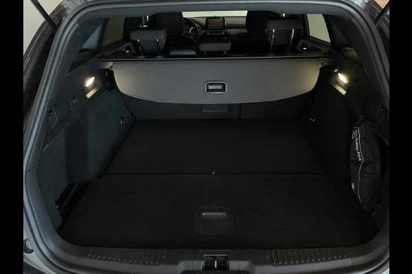 Ford FOCUS Wagon 1.0 EcoBoost Hybrid ST Line Style NW MODEL STUUR EN STOEL VERWARMING TREKHAAK CLIMA CRUISE APPLE CARPLAY