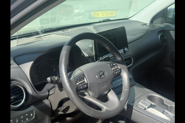 Hyundai Kona EV Premium 64 kWh 100% SOH SCHUIFDAK|TREKHAAK WARMTEPOMP