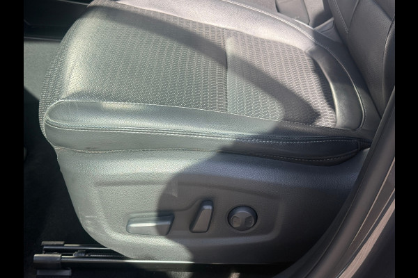 Hyundai Kona EV Premium 64 kWh 100% SOH SCHUIFDAK|TREKHAAK WARMTEPOMP