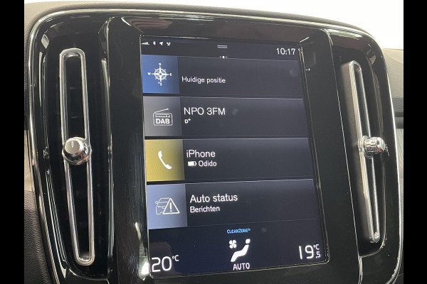 Volvo XC40 1.5 T5 Recharge Inscription Navigatie Apple Carplay Android Auto Camera Parkeersensoren Cruise Control Leder Full LED Stoel- en stuurverwarming Climate Control Lichtmetalen velgen