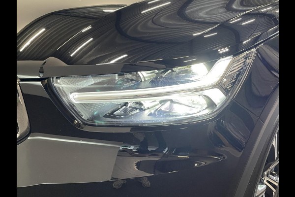 Volvo XC40 1.5 T5 Recharge Inscription Navigatie Apple Carplay Android Auto Camera Parkeersensoren Cruise Control Leder Full LED Stoel- en stuurverwarming Climate Control Lichtmetalen velgen