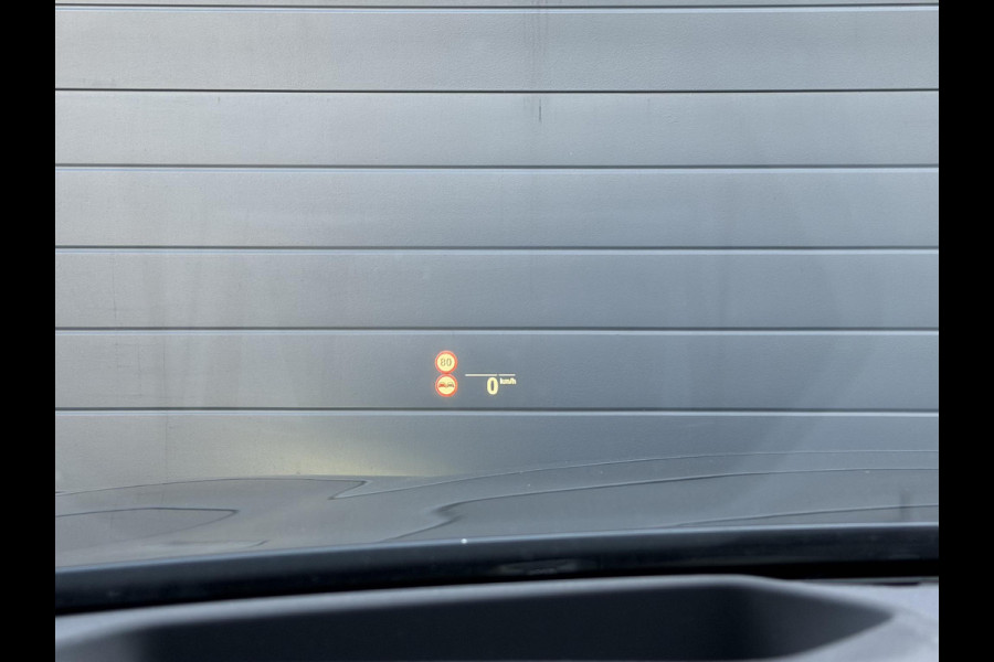 BMW 5 Serie Touring 530e M-Sport | Panoramadak | Camera | Head-Up Display | Elektrische Trekhaak | Elektrische Achterklep |