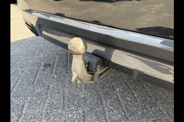 BMW 5 Serie Touring 530e M-Sport | Panoramadak | Camera | Head-Up Display | Elektrische Trekhaak | Elektrische Achterklep |