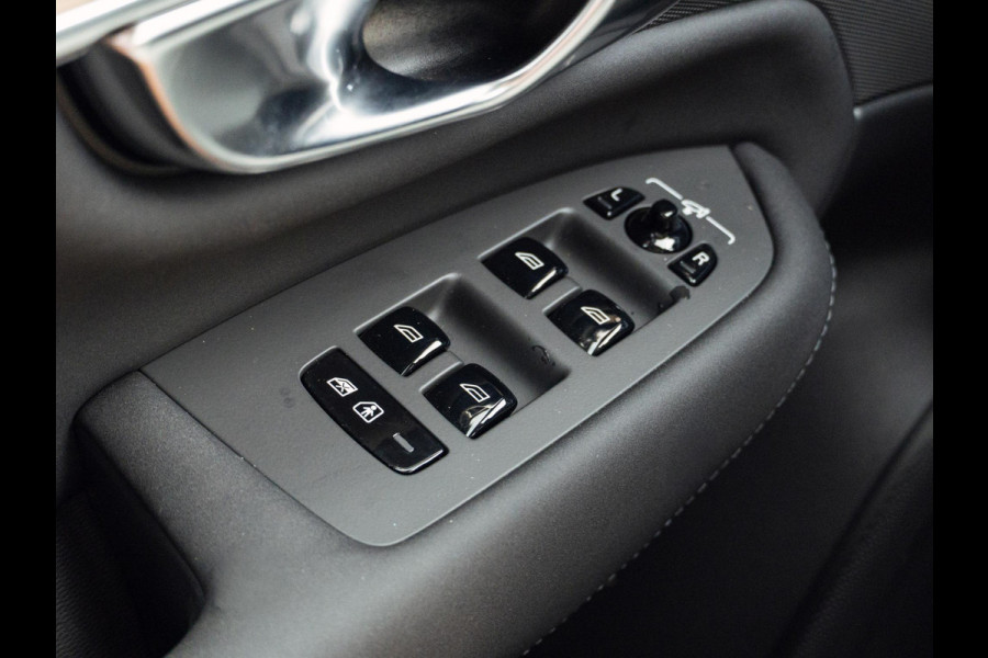 Volvo XC90 2.0 T8 Plug-in hybrid AWD Plus Dark Pano|Luchtvering|H&K|Trekhaak|7p|BLIS