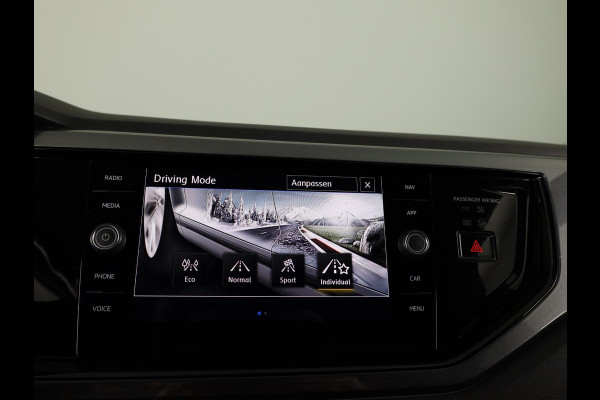 Volkswagen Polo 1.0 TSI Highline 95 PK | Automaat (DSG) | Navigatie | Camera | Parkeersensoren