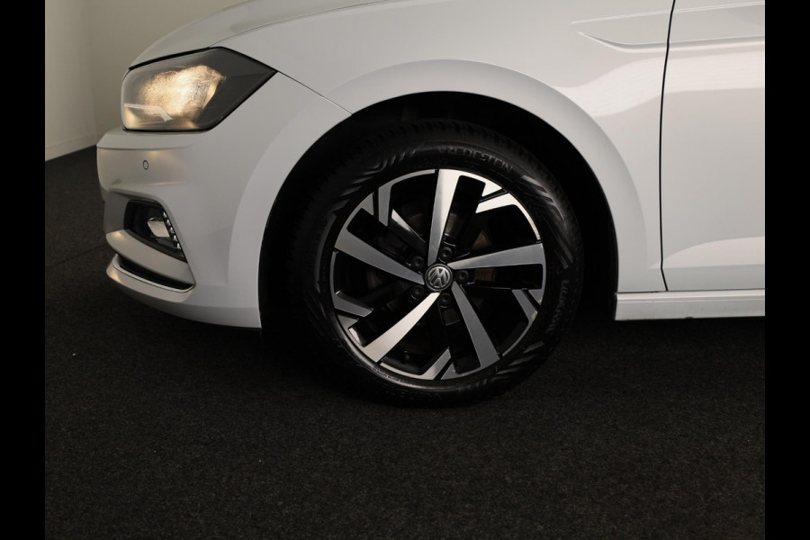 Volkswagen Polo 1.0 TSI Highline 95 PK | Automaat (DSG) | Navigatie | Camera | Parkeersensoren
