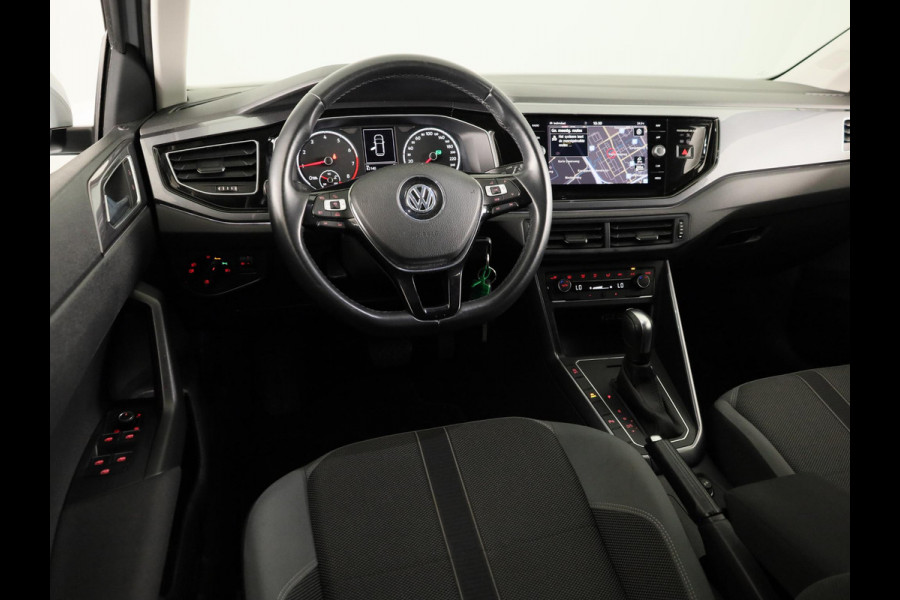 Volkswagen Polo 1.0 TSI Highline 95 PK | Automaat (DSG) | Navigatie | Camera | Parkeersensoren