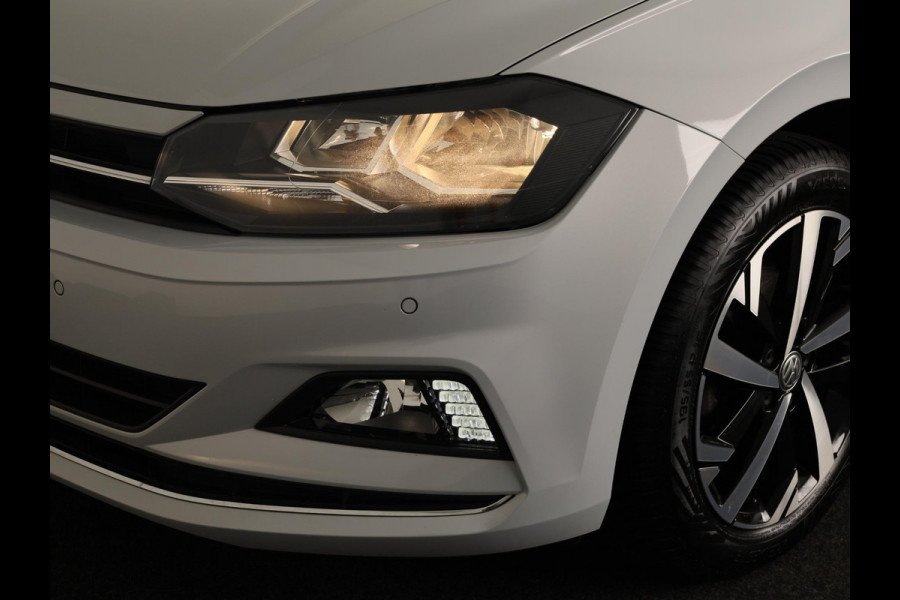 Volkswagen Polo 1.0 TSI Highline 95 PK | Automaat (DSG) | Navigatie | Camera | Parkeersensoren