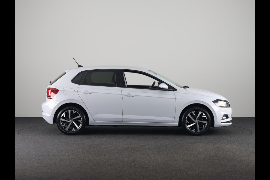 Volkswagen Polo 1.0 TSI Highline 95 PK | Automaat (DSG) | Navigatie | Camera | Parkeersensoren