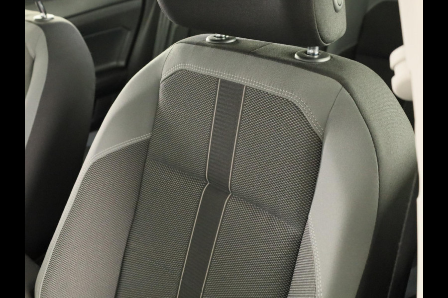 Volkswagen Polo 1.0 TSI Highline 95 PK | Automaat (DSG) | Navigatie | Camera | Parkeersensoren