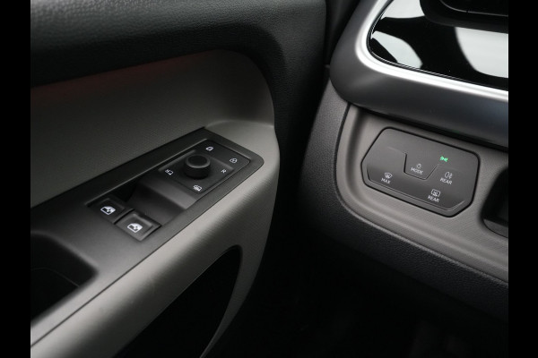 Volkswagen ID. Buzz L1H1 77kWh 204pk RWD 1st / 5-persoons