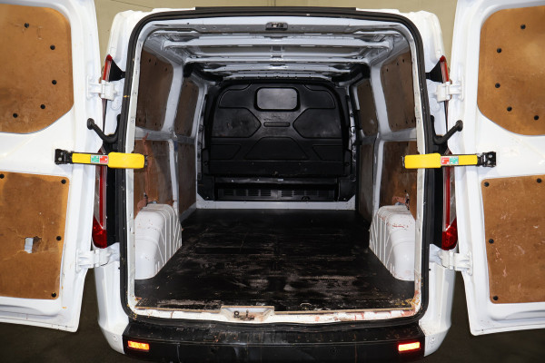 Ford Transit Custom 2.0 TDCI 130pk L2 H1 Trend Airco Camera Apple Carplay