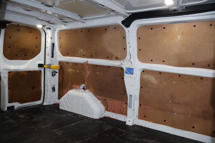 Ford Transit Custom 2.0 TDCI 130pk L2 H1 Trend Airco Camera Apple Carplay