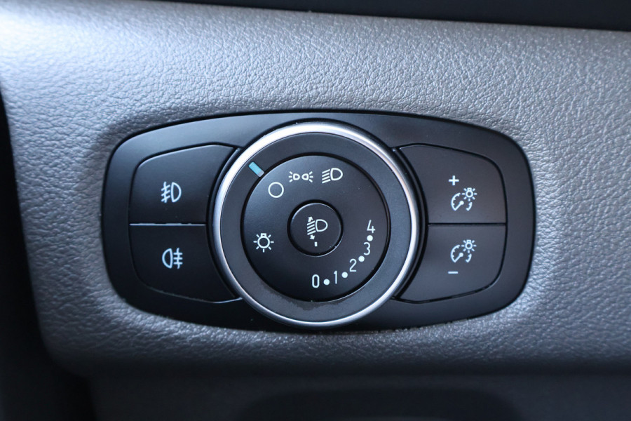 Ford Transit Custom 2.0 TDCI 130pk L2 H1 Trend Airco Camera Apple Carplay