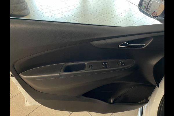 Opel KARL 1.0 Rocks Online Edition AIRCO SCHERM CRUISE VELGEN MULIT STUUR ELEK RAMEN CENT VERG PRIVACYGLAS ZEER NETTE AUTO