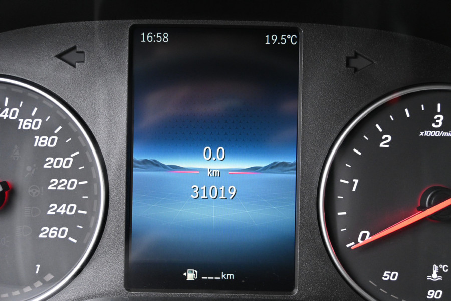 Mercedes-Benz Vito 116 CDI L2 Pro MBUX Navigatie, Trekhaak, Etc.