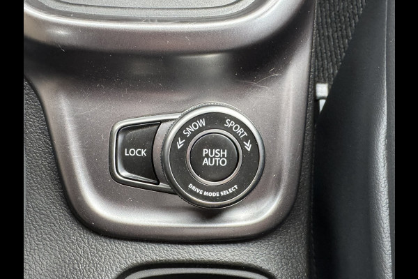 Suzuki Vitara 1.5 Hybrid Style AllGrip Comfort + Automaat Pano Trekhaak Navi Camera Carplay Cliam