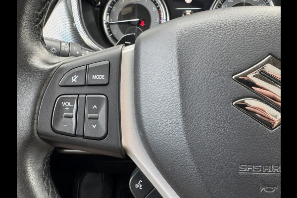 Suzuki Vitara 1.5 Hybrid Style AllGrip Comfort + Automaat Pano Trekhaak Navi Camera Carplay Cliam