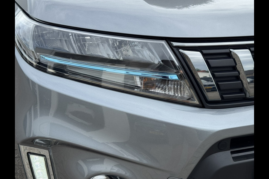 Suzuki Vitara 1.5 Hybrid Style AllGrip Comfort + Automaat Pano Trekhaak Navi Camera Carplay Cliam