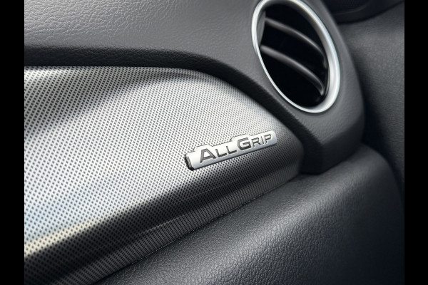 Suzuki Vitara 1.5 Hybrid Style AllGrip Comfort + Automaat Pano Trekhaak Navi Camera Carplay Cliam