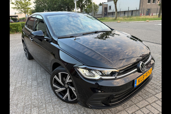 Volkswagen Polo 1.0 TSI 2023 DSG AUT SPORT KEYLESS VIRTUAL COCKPIT 18-INCH