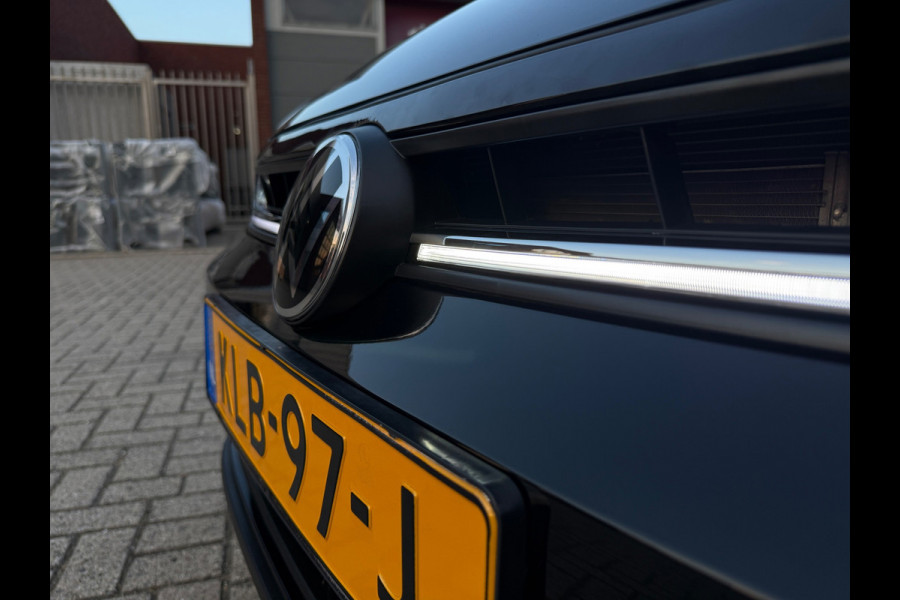 Volkswagen Polo 1.0 TSI 2023 DSG AUT SPORT KEYLESS VIRTUAL COCKPIT 18-INCH