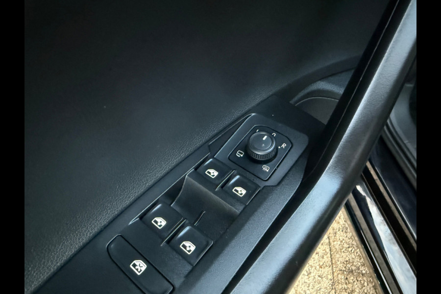 Volkswagen Polo 1.0 TSI 2023 DSG AUT SPORT KEYLESS VIRTUAL COCKPIT 18-INCH