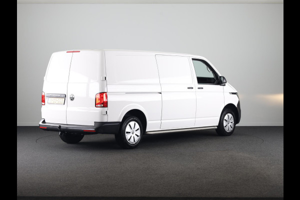 Volkswagen Transporter 2.0 TDI L2H1 28 Comfortline 110 pk | Verlengde garantie | Navigatie via App | Trekhaak | Parkeersensoren achter | Cruise control |
