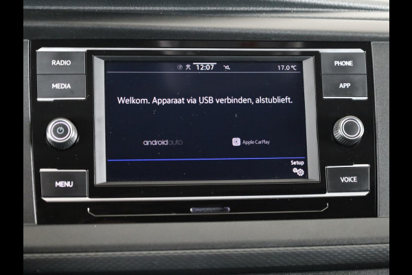 Volkswagen Transporter 2.0 TDI L2H1 28 Comfortline 110 pk | Verlengde garantie | Navigatie via App | Trekhaak | Parkeersensoren achter | Cruise control |