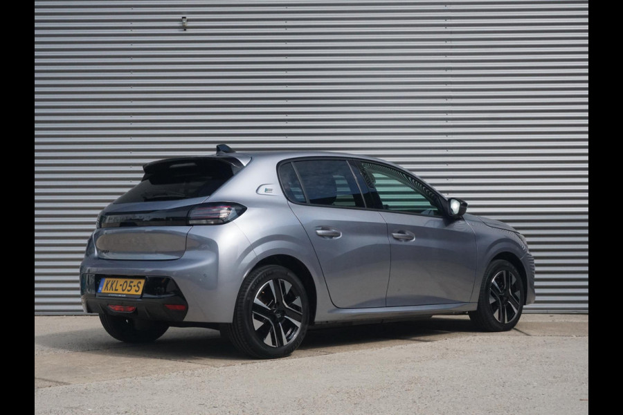 Peugeot e-208 EV Allure Avantage 51 kWh SOH 97% | CARPLAY | PARKEERSENSOREN | E.C.C. |