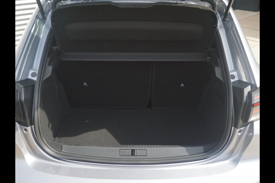 Peugeot e-208 EV Allure Avantage 51 kWh SOH 97% | CARPLAY | PARKEERSENSOREN | E.C.C. |