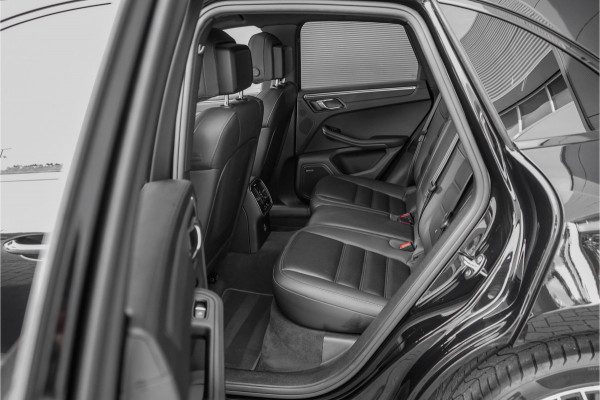 Porsche Macan 3.0 S Pano Sport Design Luchtvering ACC 21"