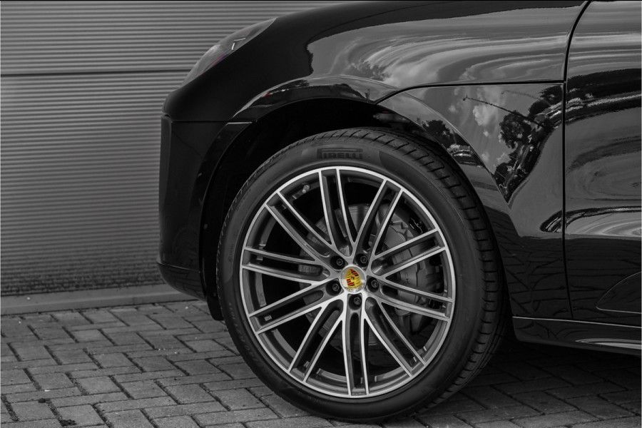 Porsche Macan 3.0 S Pano Sport Design Luchtvering ACC 21"