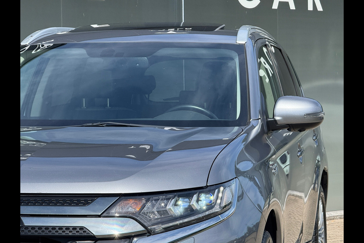 Mitsubishi Outlander 2.4 PHEV Intense+ Schuidak|360cam|Dealer Onderhouden
