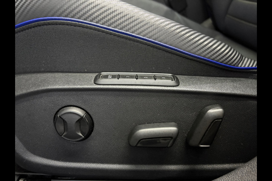 Volkswagen Golf 8 R 2.0 TSI 4M Performance