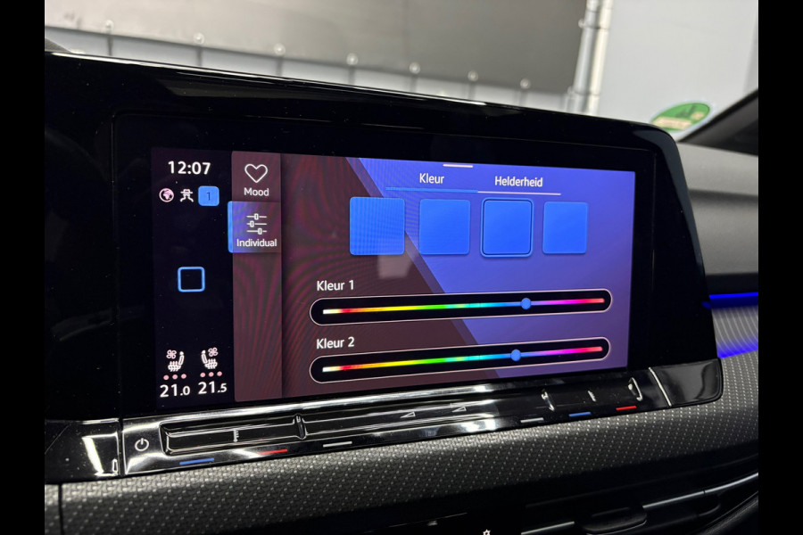 Volkswagen Golf 8 R 2.0 TSI 4M Performance