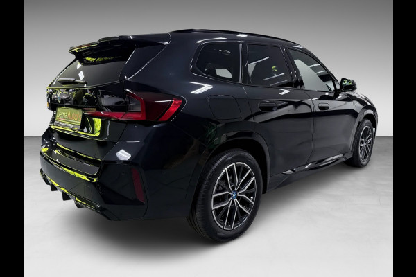 BMW X1 XDrive30e M-SPORT 327PK PANO/LEDER/H-KARDON/MASSAGE/M-STOELEN/DAB/CARPLAY//